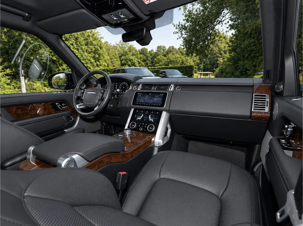 Land Rover Range Rover D300 Vogue Black Design Pack uit 2020, foto 2