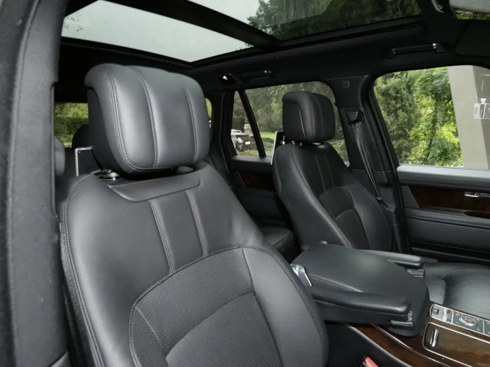 Land Rover Range Rover D300 Vogue Black Design Pack uit 2020, foto 8