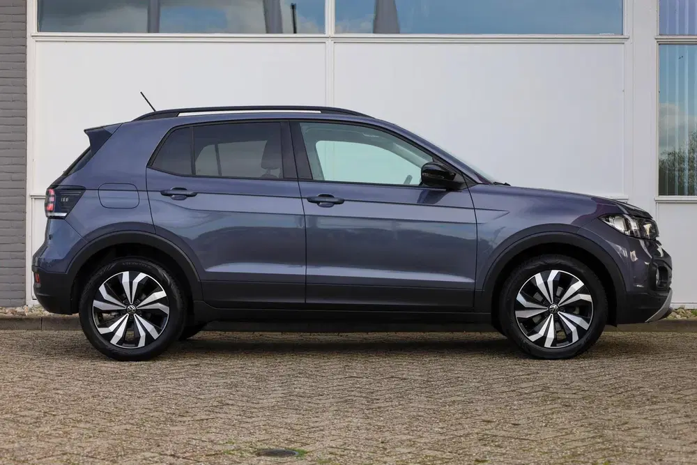 Volkswagen T-Cross 1.0 TSI 110pk DSG Life uit 2022, foto 3