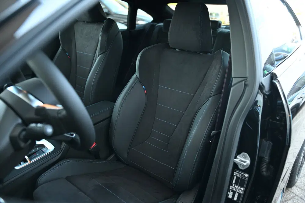 BMW 2-serie Coupé 220 M Sport Automaat uit 2026, foto 3