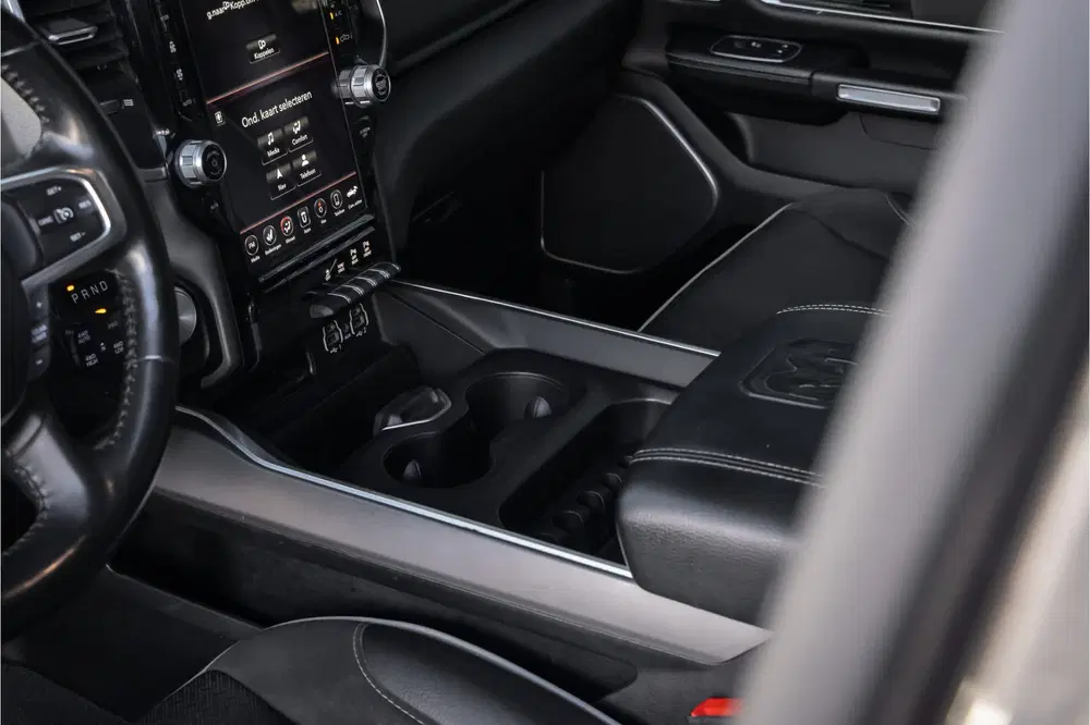 Dodge RAM 5.7 V8 4x4 Crew Cab Laramie Pano uit 2021, foto 8
