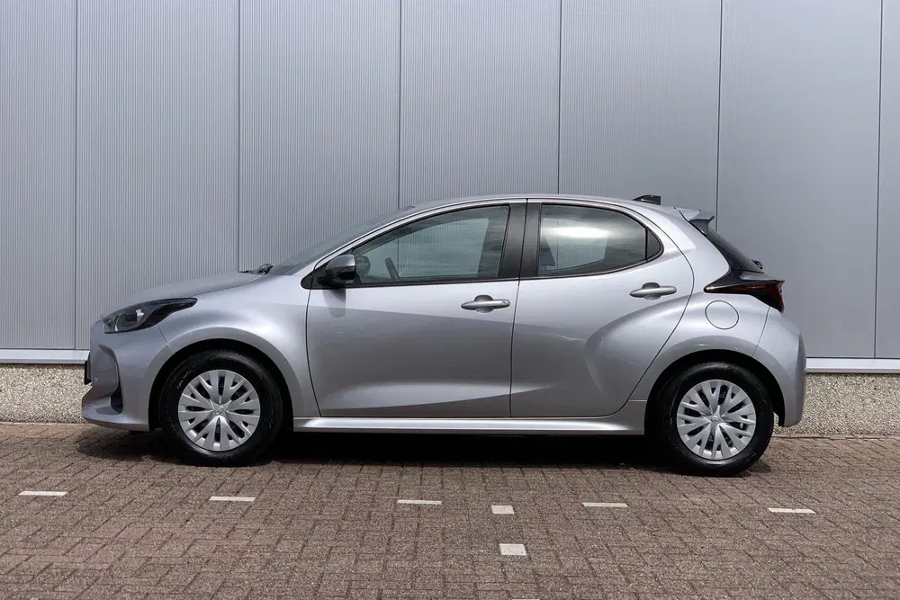 Toyota Yaris 1.5 Hybrid 115 Comfort uit 2025, foto 4