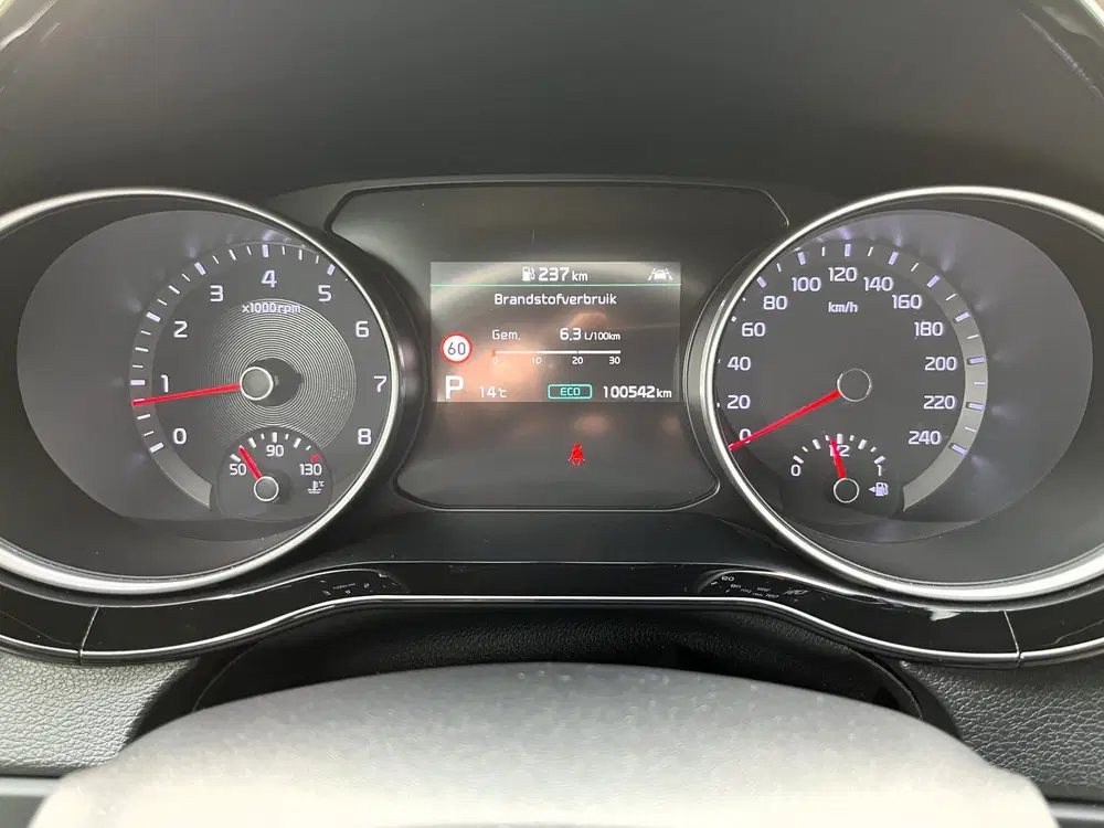 Kia Ceed 1.5 T-GDi MHEV GT-Line Edition uit 2022, foto 5