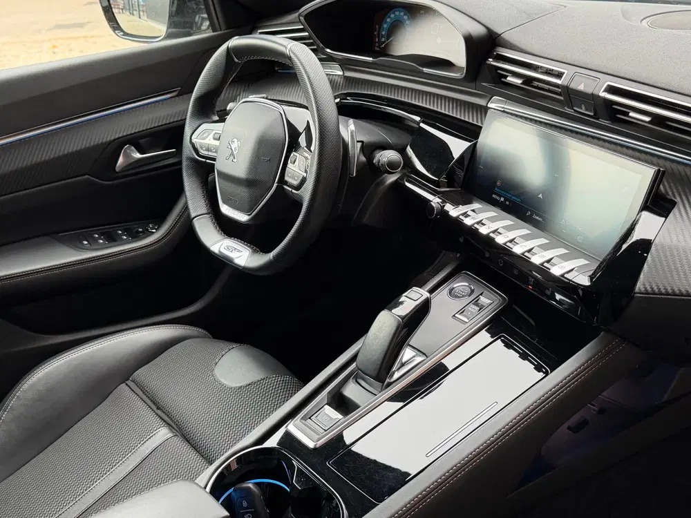 Peugeot 508 1.6 HYbrid 225 GT uit 2023, foto 14