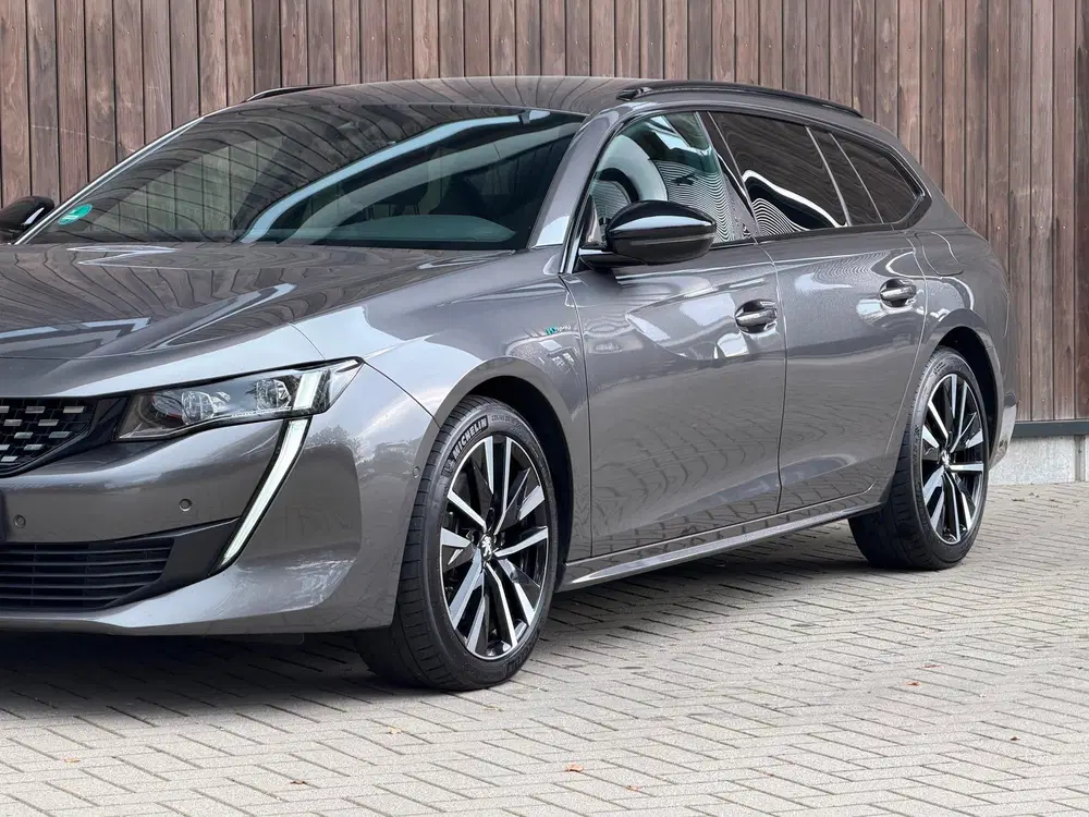 Peugeot 508 1.6 HYbrid 225 GT uit 2023, foto 3