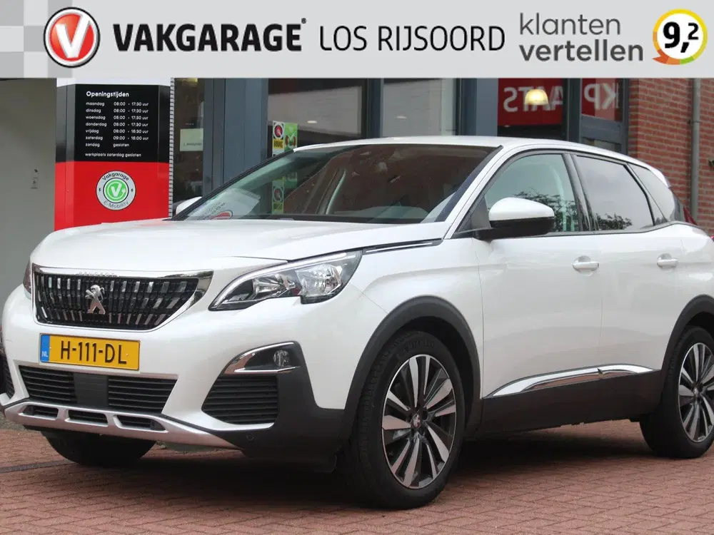 Peugeot 3008 1.2 PureTech Aut. *Allure* Aut uit 2020