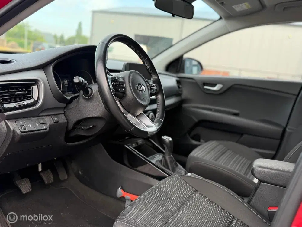 Kia Stonic 1.0 T-GDi MHEV uit 2021, foto 11