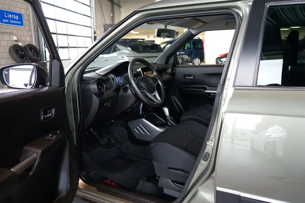 Suzuki Ignis 1.2 Smart Hybrid Style AUTOMAAT uit 2020, foto 4