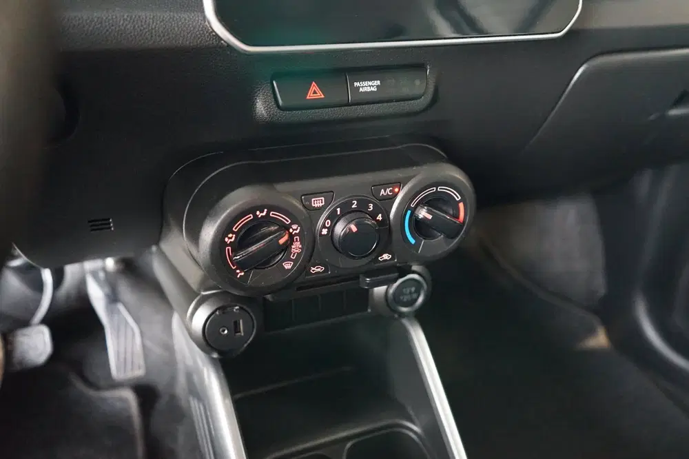 Suzuki Ignis 1.2 Smart Hybrid Style AUTOMAAT uit 2020, foto 7