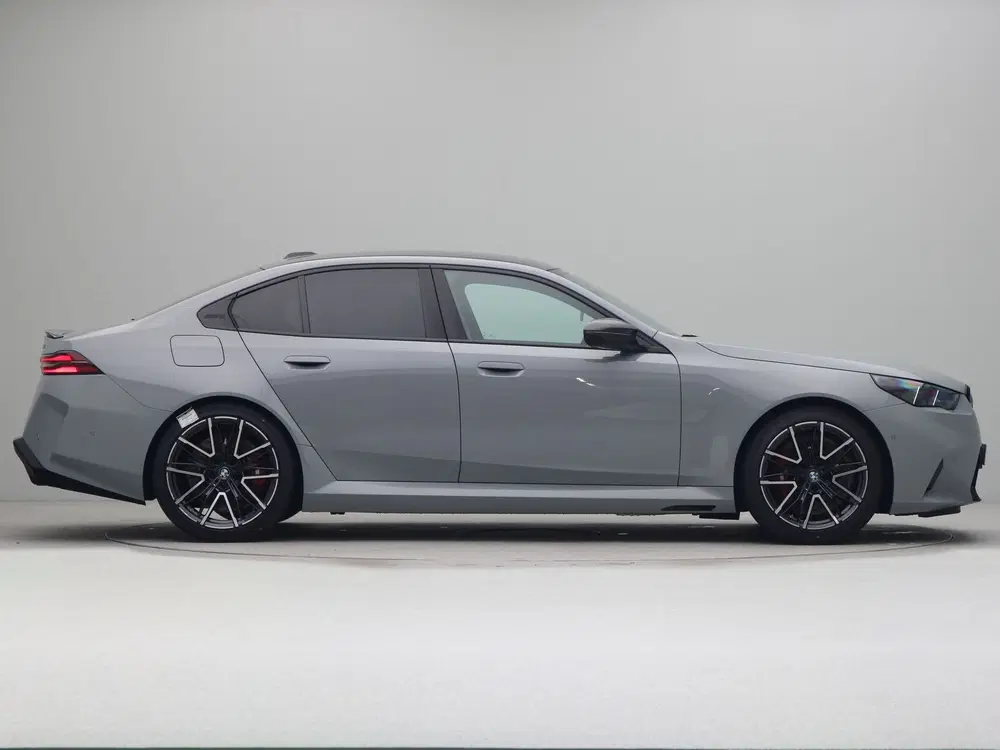 BMW M5 Sedan (bj 2026 uit 2026, foto 8