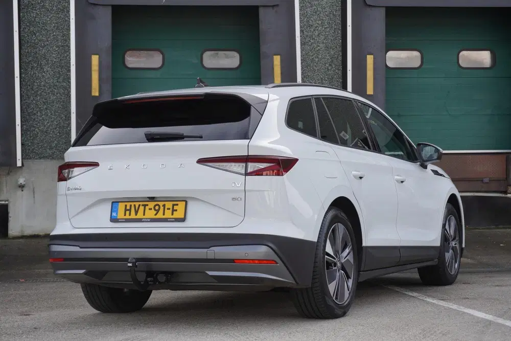 Skoda Enyaq 60 180pk Business Edition uit 2023, foto 2