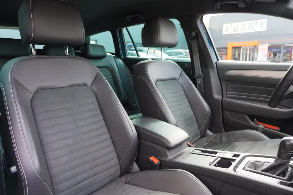 Volkswagen Passat 1.5 TSI R-Line Business + Automaat uit 2022, foto 15