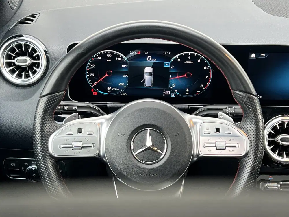 Mercedes-Benz B-Klasse 200 Business Solution AMG uit 2019, foto 13