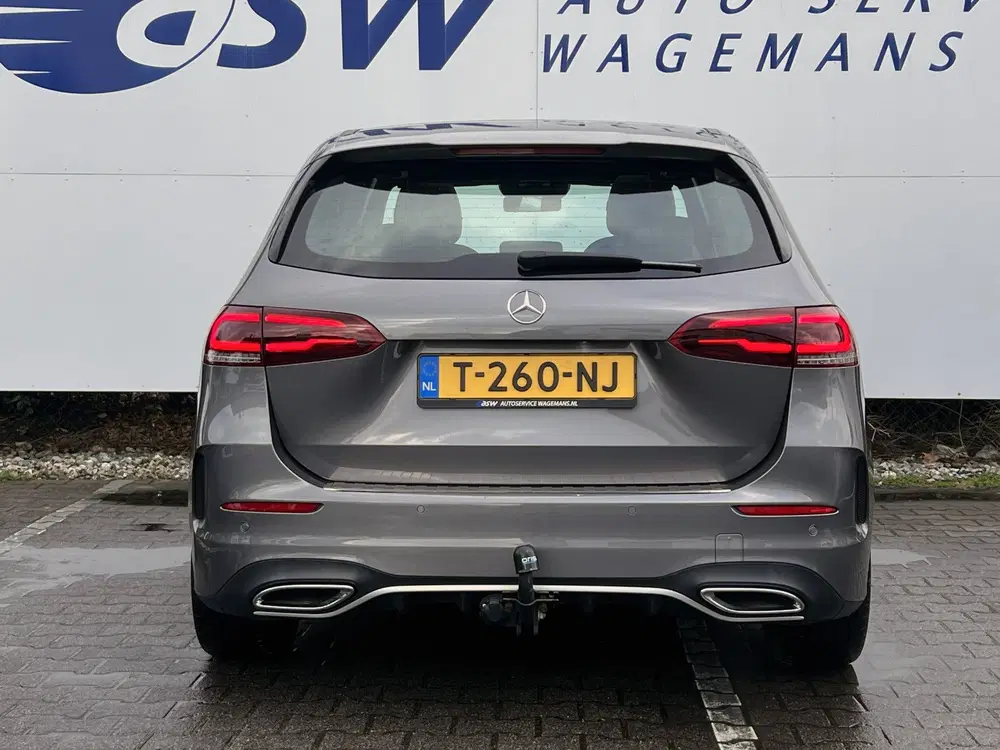 Mercedes-Benz B-Klasse 200 Business Solution AMG uit 2019, foto 5