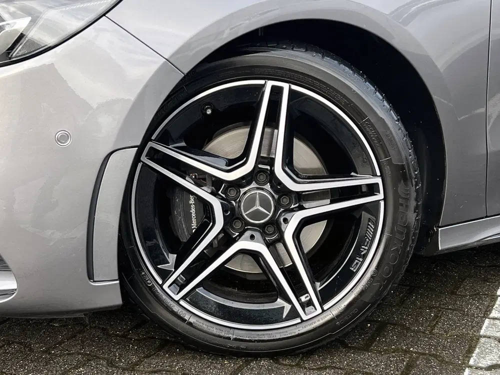 Mercedes-Benz B-Klasse 200 Business Solution AMG uit 2019, foto 6