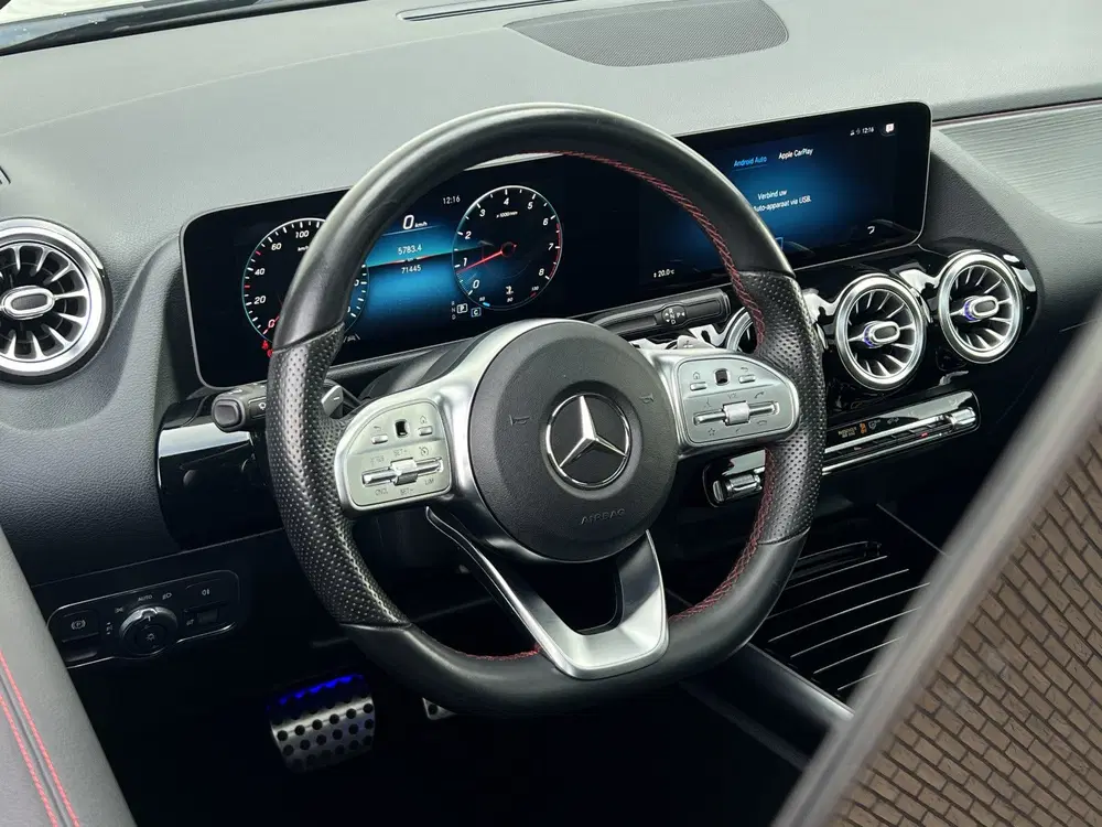 Mercedes-Benz B-Klasse 200 Business Solution AMG uit 2019, foto 8