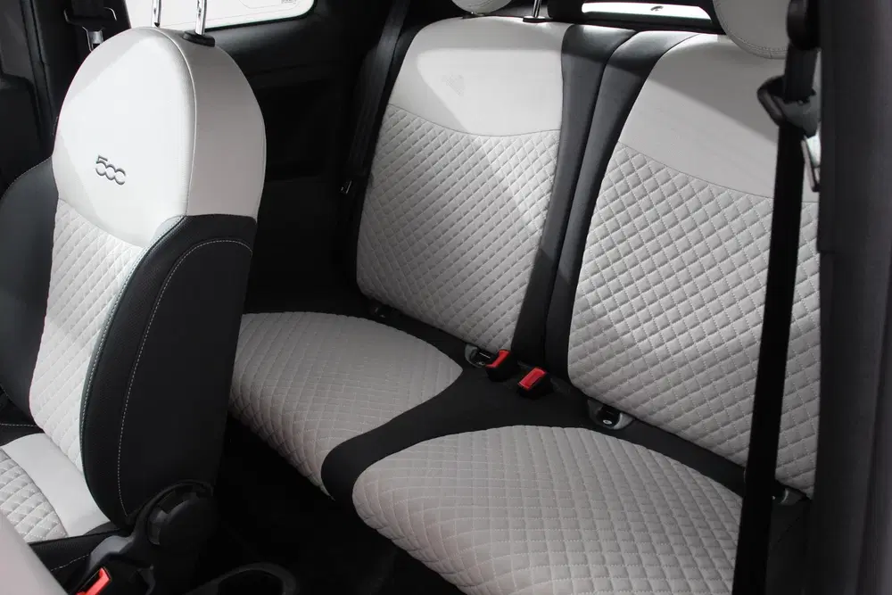 Fiat 500C 1.0 Hybrid Dolcevita Lederen Bekleding Cru uit 2022, foto 11