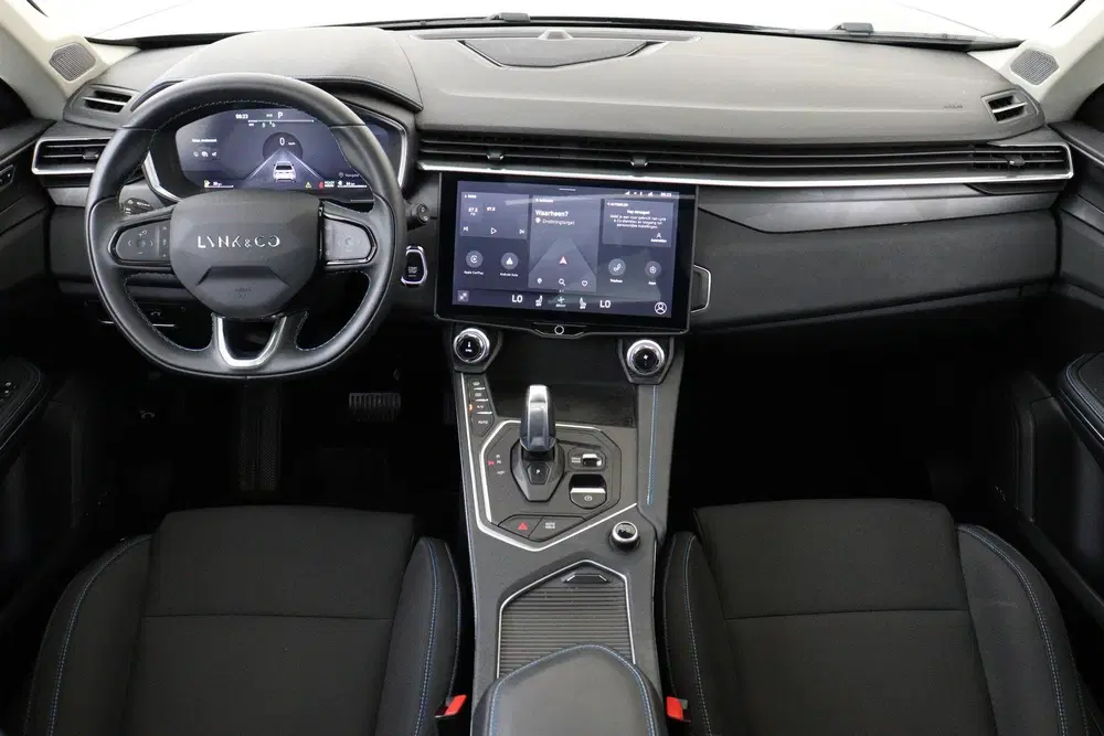 Lynk & Co 01 1.5 PHEV -PANO.DAK uit 2022, foto 4