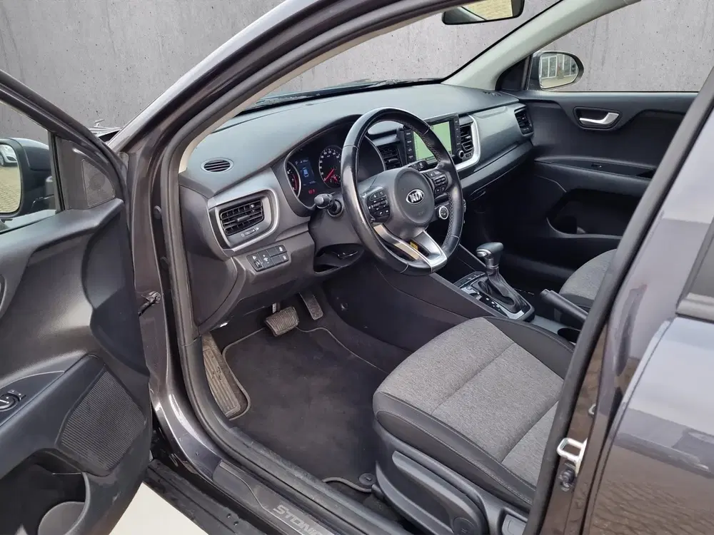 Kia Stonic 1.0 T-GDi DynamicLine uit 2020, foto 14