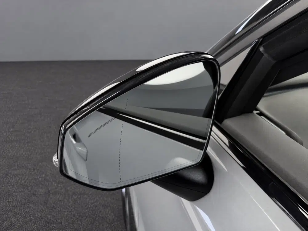 Volvo EX30 Single Motor Extended Range Plus 69 kWh 93 uit 2024, foto 13