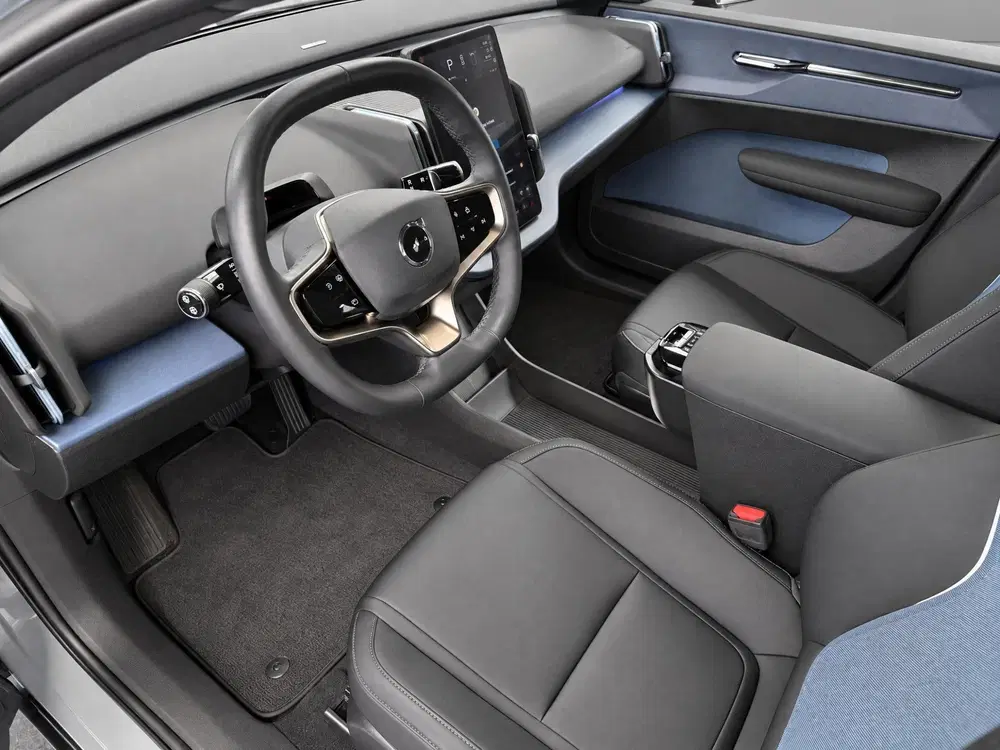 Volvo EX30 Single Motor Extended Range Plus 69 kWh 93 uit 2024, foto 6