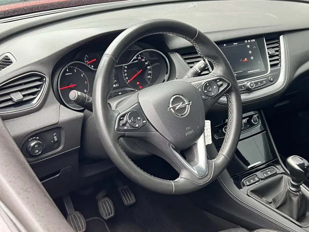 Opel Grandland 1.2 Turbo Business Elegance uit 2021, foto 3