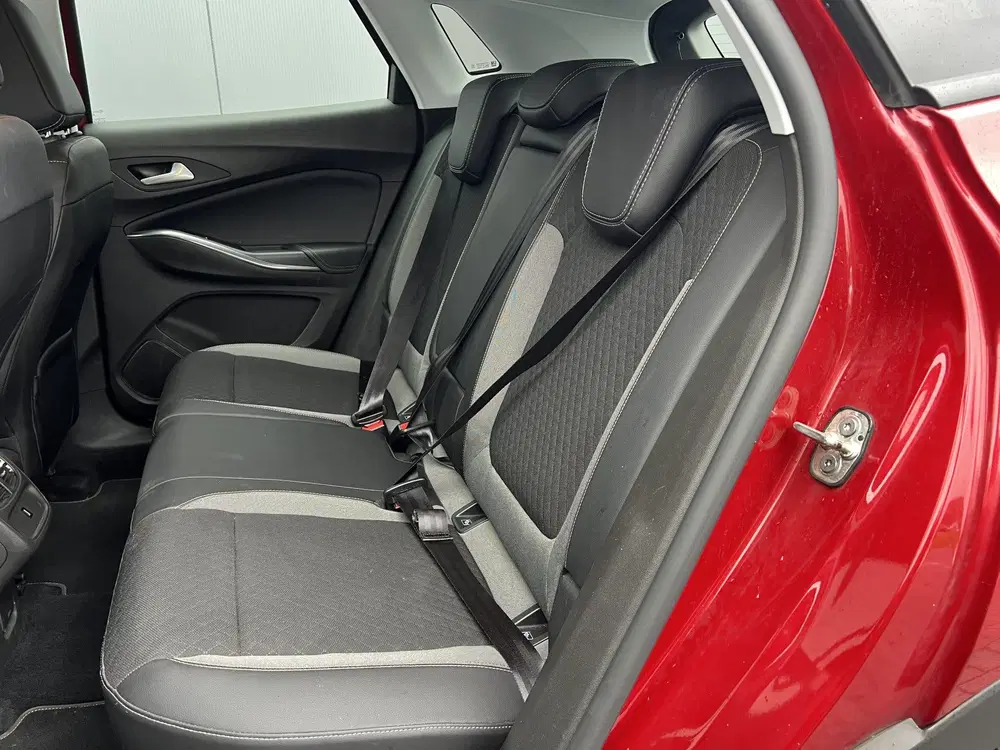 Opel Grandland 1.2 Turbo Business Elegance uit 2021, foto 5