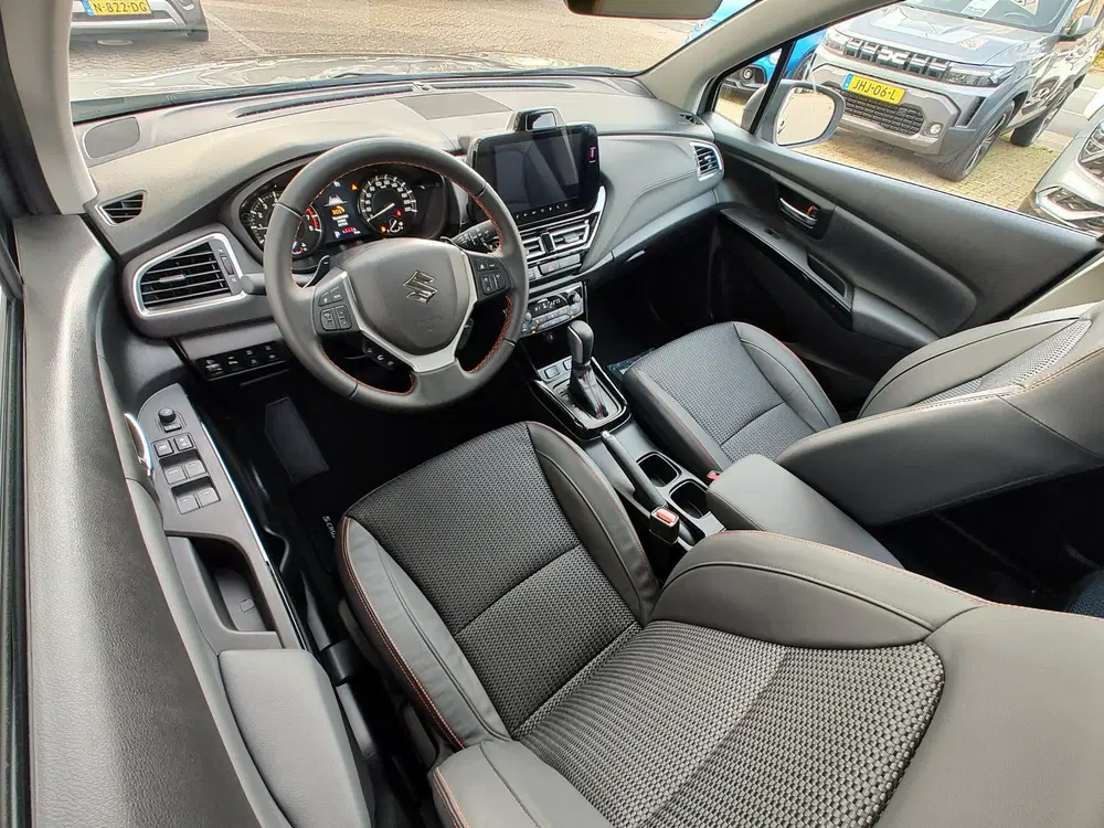 Suzuki S-Cross 1.4 BOOSTERJET SE60 AUTOMAAT Direct Leverb uit 2026, foto 13