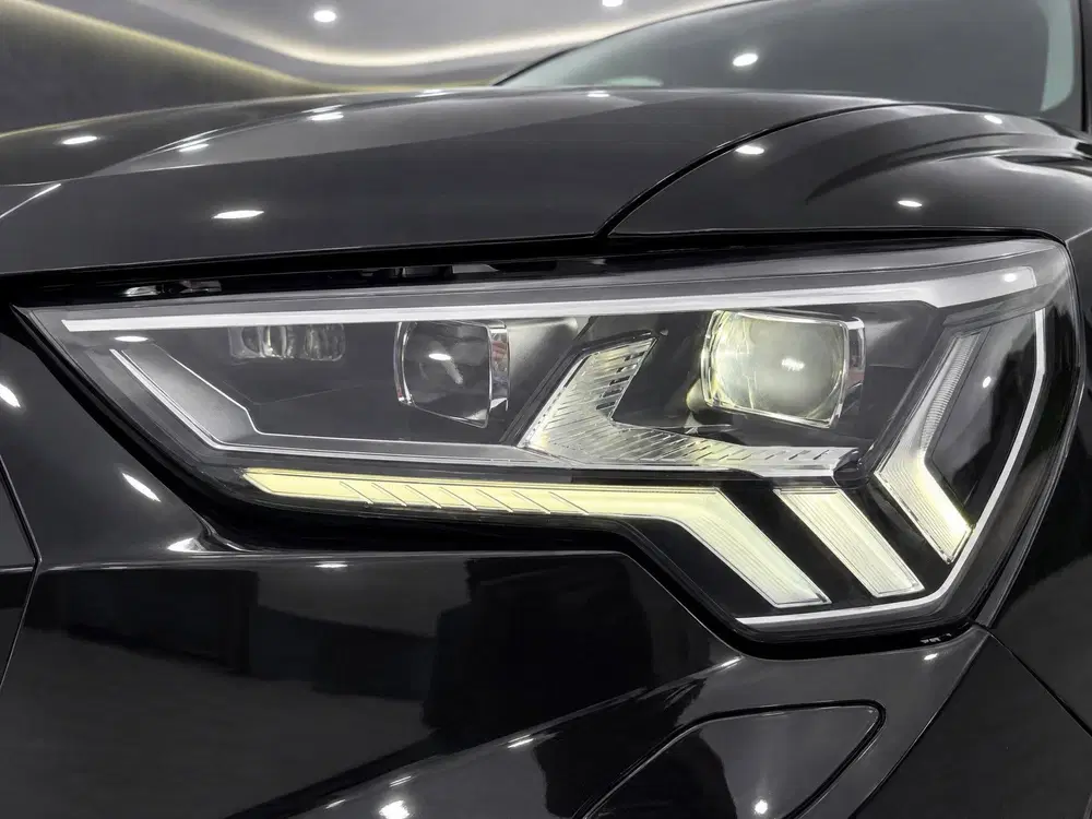 Audi Q3 40 TFSI quattro S-Line met Panorama dak Am uit 2020, foto 10