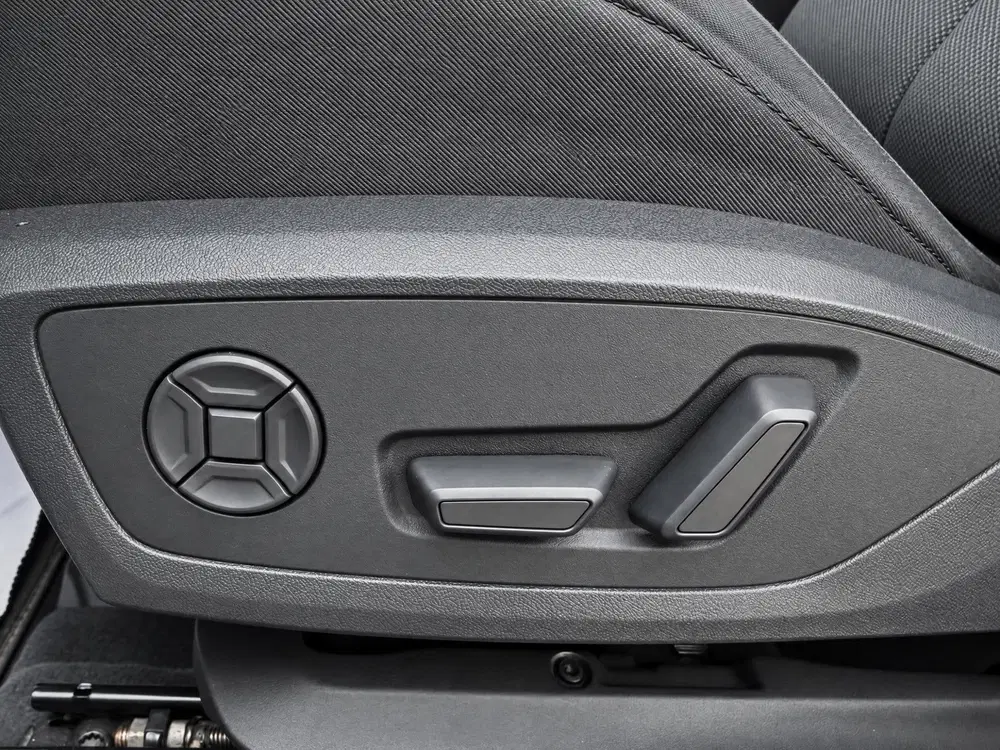 Audi Q3 40 TFSI quattro S-Line met Panorama dak Am uit 2020, foto 14