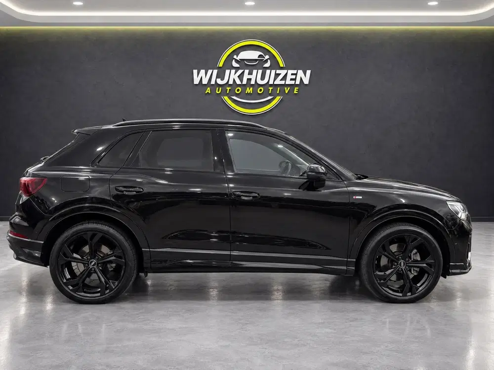 Audi Q3 40 TFSI quattro S-Line met Panorama dak Am uit 2020, foto 4