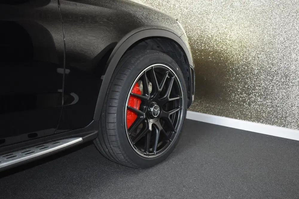 Mercedes-Benz GLC GLC-klasse Coupé 300e 4MATIC AMG 320pk uit 2021, foto 11