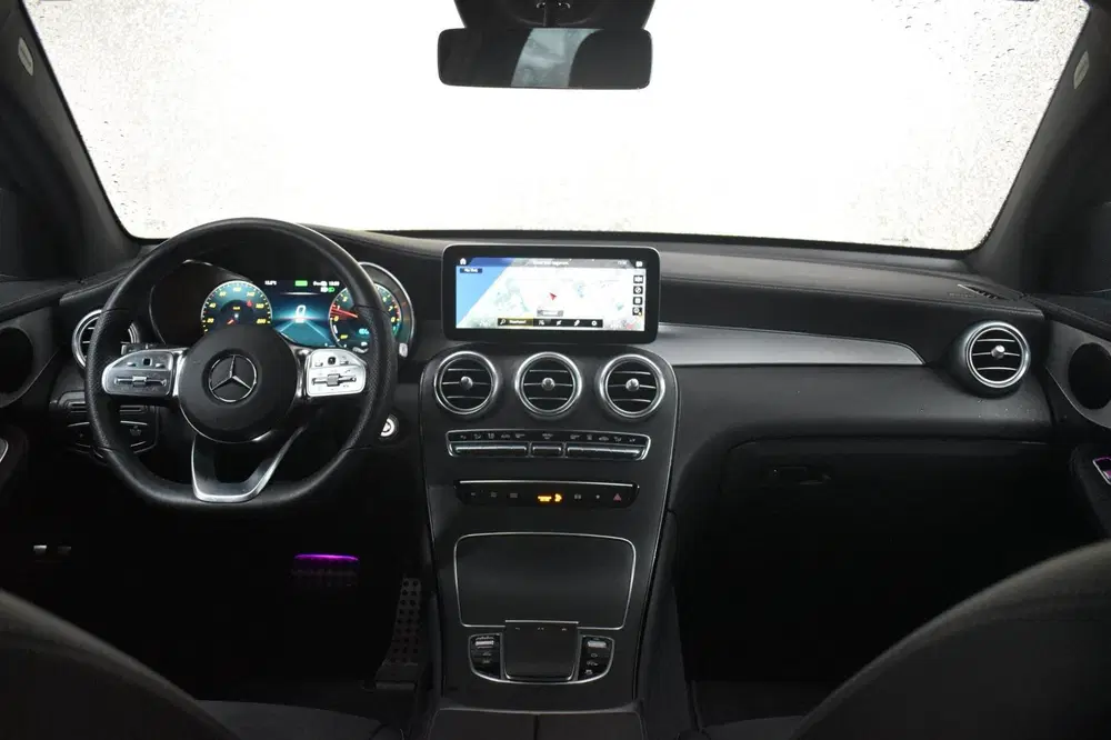Mercedes-Benz GLC GLC-klasse Coupé 300e 4MATIC AMG 320pk uit 2021, foto 13