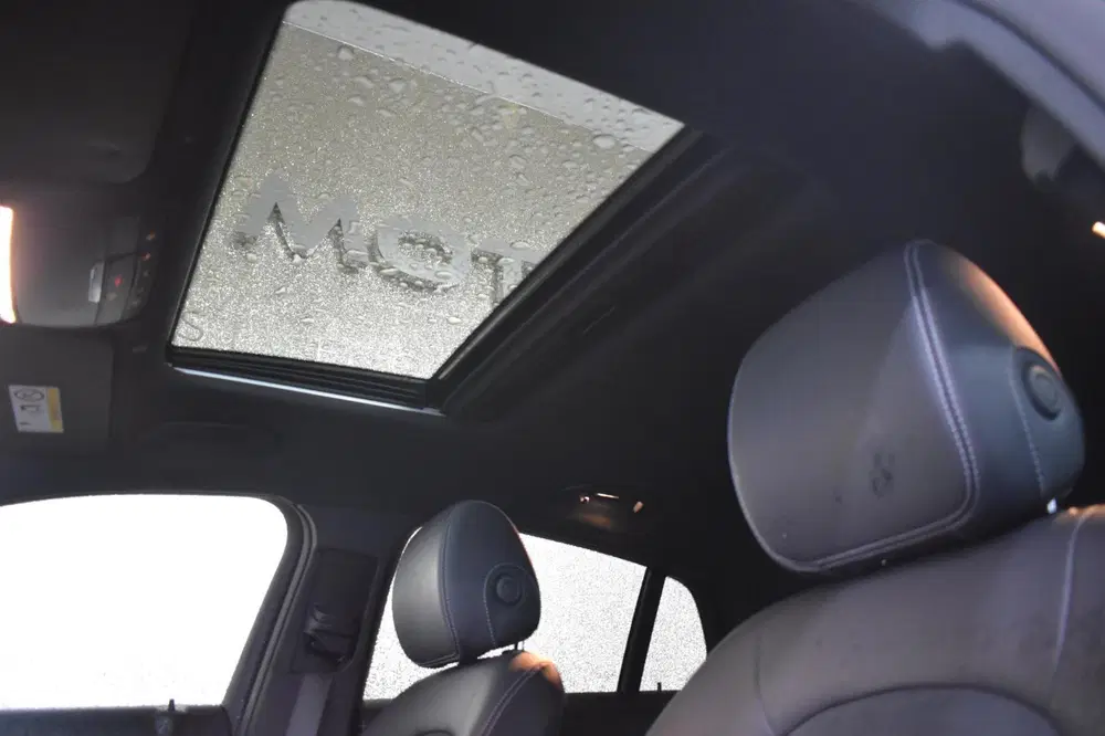 Mercedes-Benz GLC GLC-klasse Coupé 300e 4MATIC AMG 320pk uit 2021, foto 5
