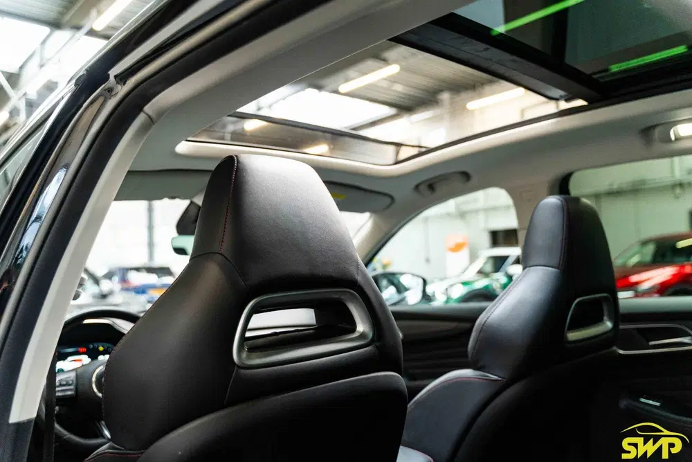 MG EHS 1.5 Luxury MHEV uit 2024, foto 8