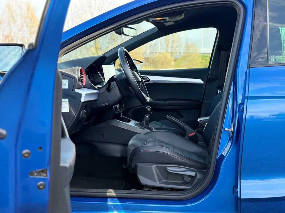 SEAT Ibiza 1.0 EcoTSI FR Business Intense uit 2022, foto 11