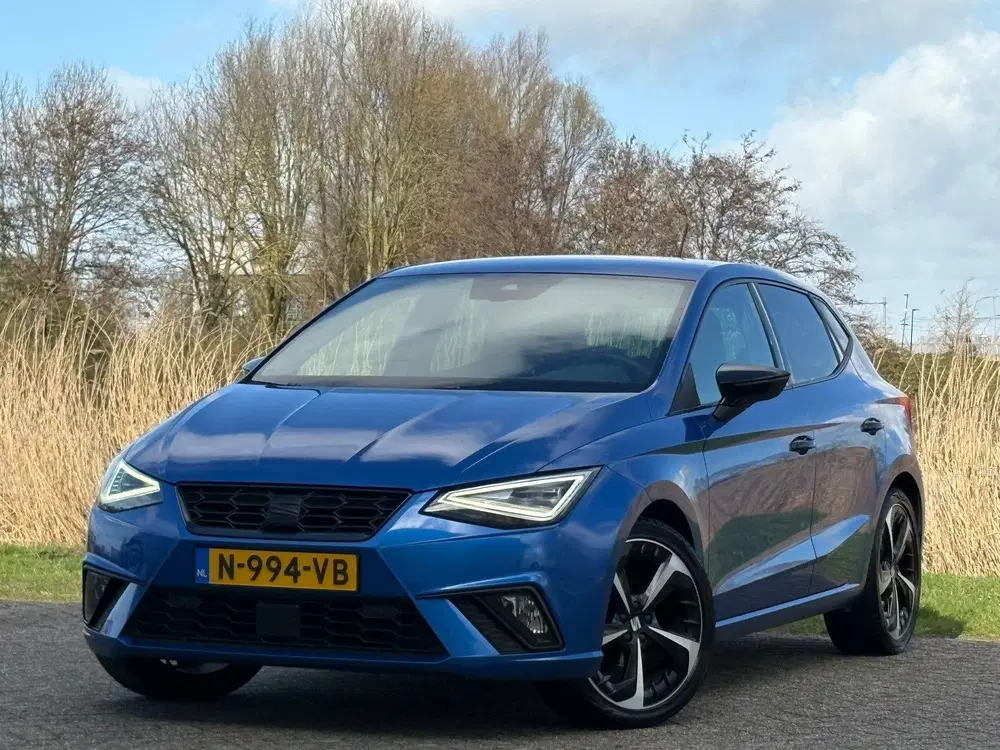 SEAT Ibiza 1.0 EcoTSI FR Business Intense uit 2022, foto 2