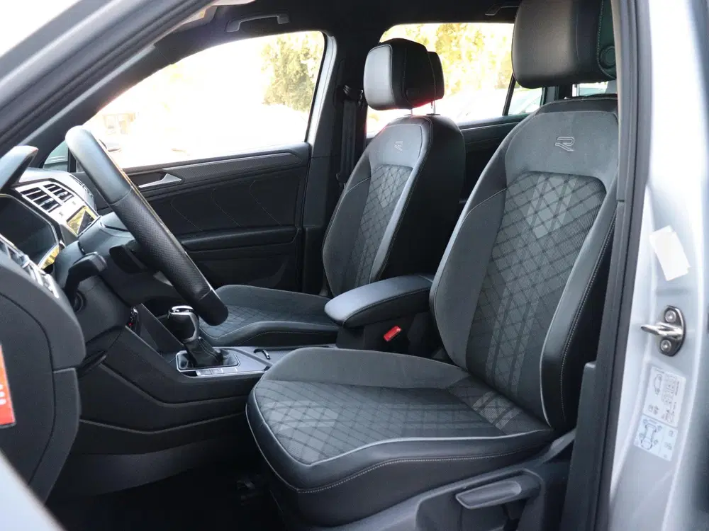 Volkswagen Tiguan 1.5 TSI R-Line Business+ uit 2024, foto 8