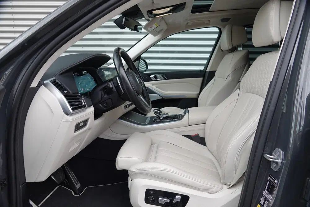 BMW X5 xDrive45e High Executive M-Sport uit 2022, foto 13