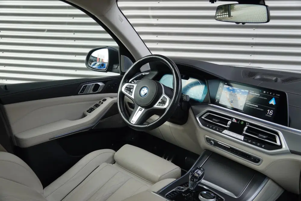 BMW X5 xDrive45e High Executive M-Sport uit 2022, foto 5