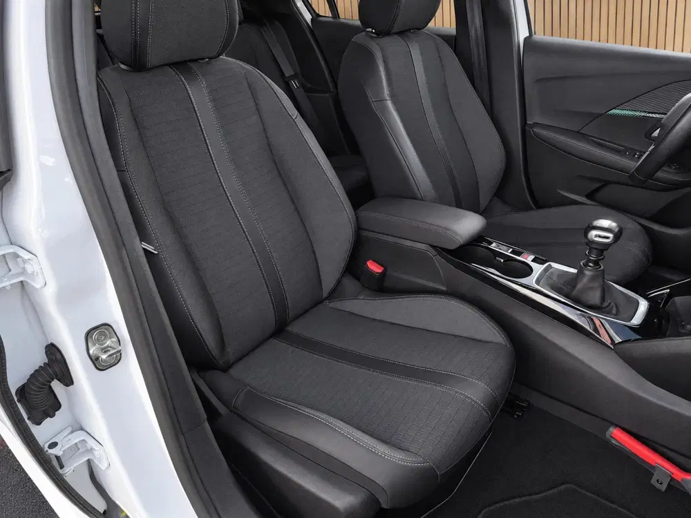 Peugeot 208 1.2 PT Allure Pack uit 2021, foto 11