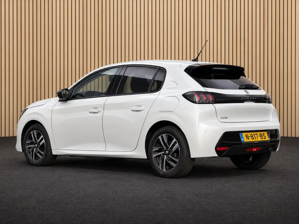 Peugeot 208 1.2 PT Allure Pack uit 2021, foto 2