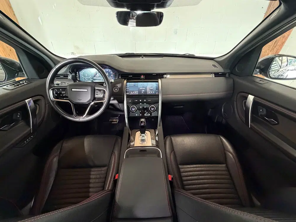 Land Rover Discovery Sport P300e 1.5 R-Dynamic SE uit 2021, foto 3