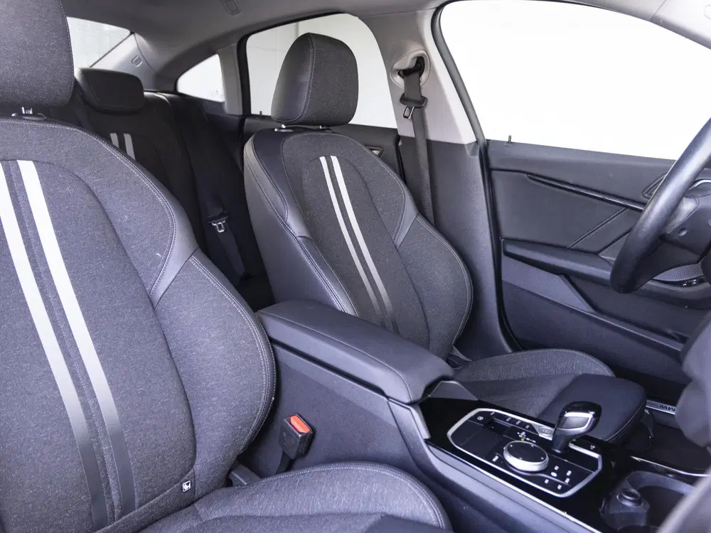 BMW 2-serie Gran Coupé 218i uit 2023, foto 10