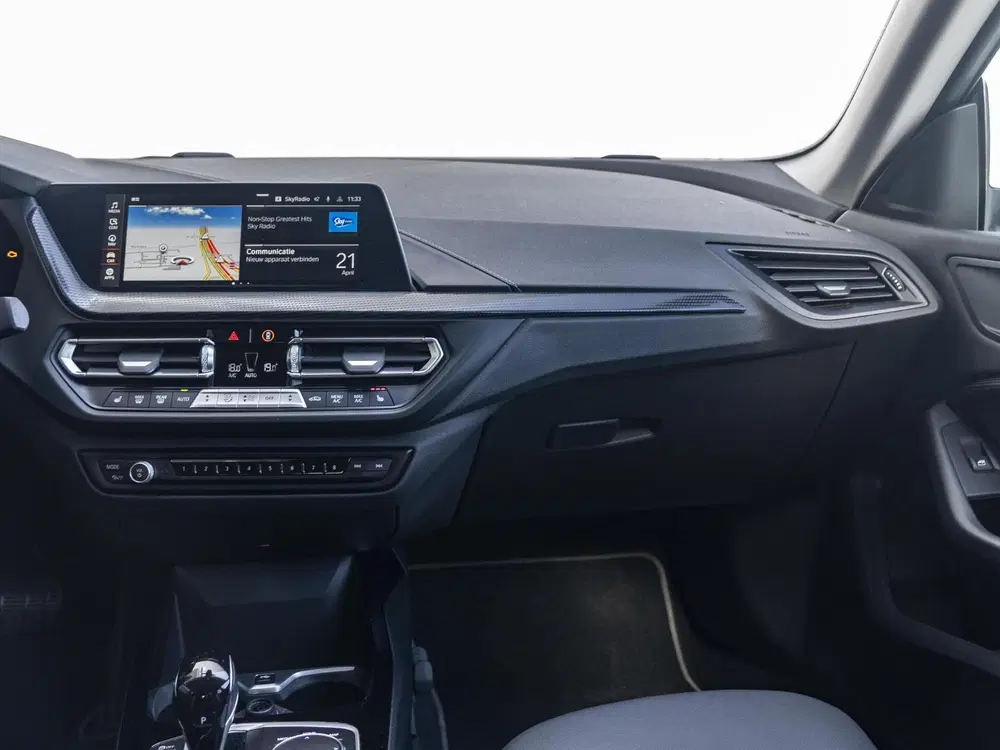 BMW 2-serie Gran Coupé 218i uit 2023, foto 9