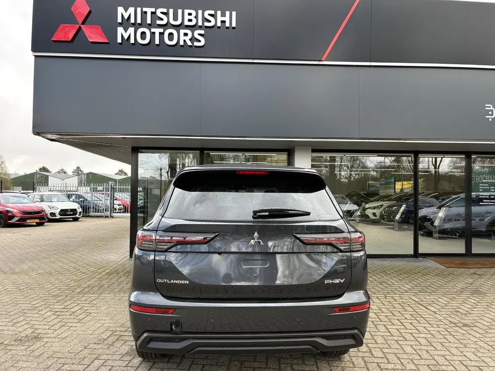 Mitsubishi Outlander 2.4 PHEV Intense Nieuw uit voorraad lev uit 2026, foto 6