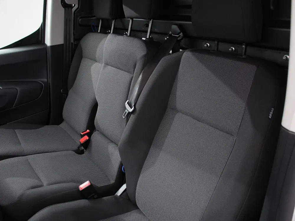 Opel Combo 1.5 BlueHDi 130 S&S L2 Apple Carplay uit 2024, foto 11