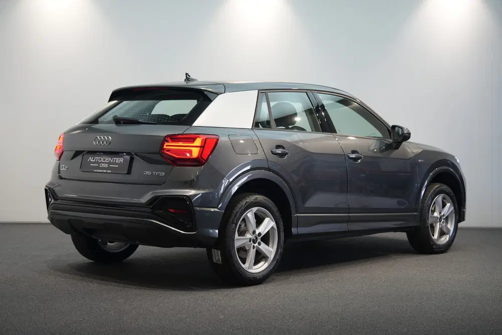 Audi Q2 35 TFSI S Edition VIR.COCKPIT 18" LMV CA uit 2026, foto 3
