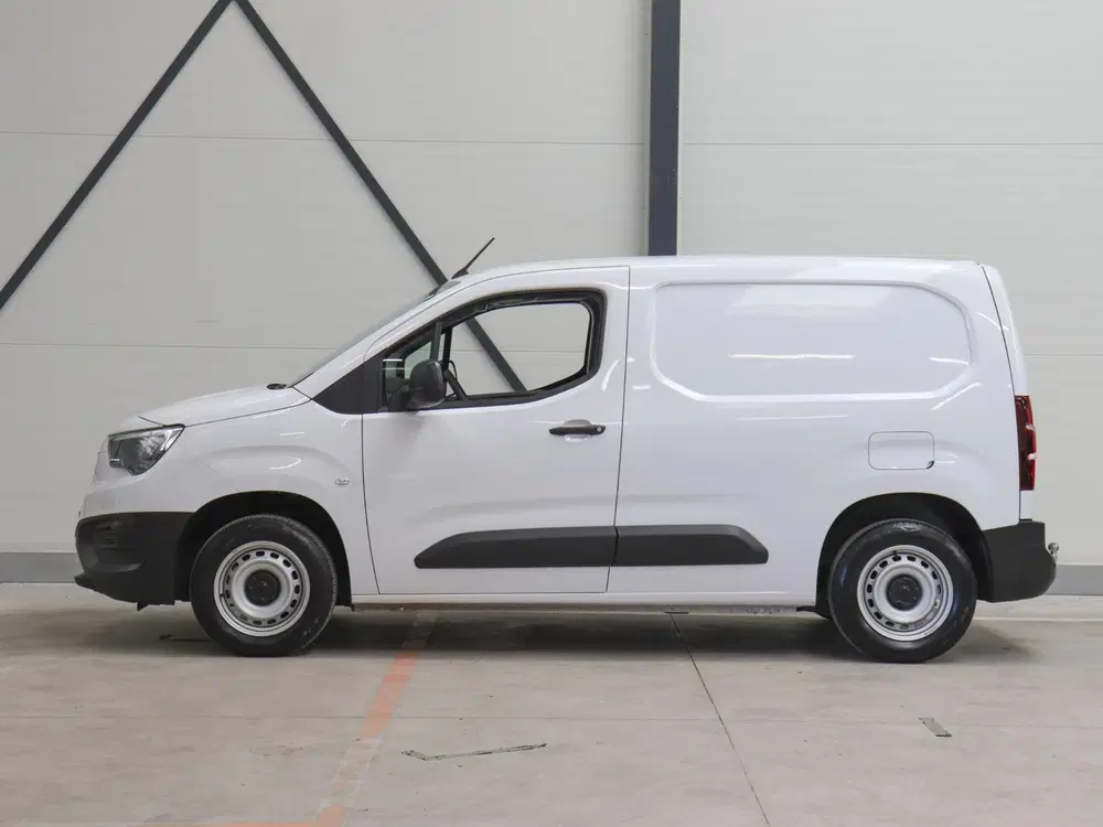 Opel Combo 1.5D L1H1 Edition Airco Navigatie Trekhaak uit 2023, foto 6