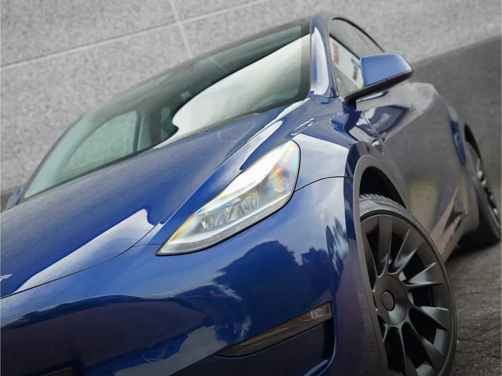 Tesla Model Y Long Range AWD 75 kWh uit 2024, foto 10